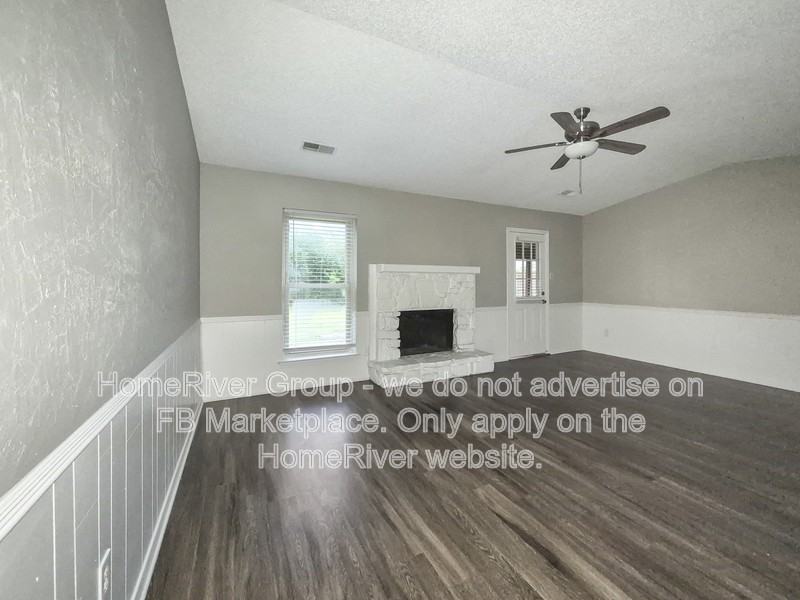 2366 Champaign St - Photo 6 of 26