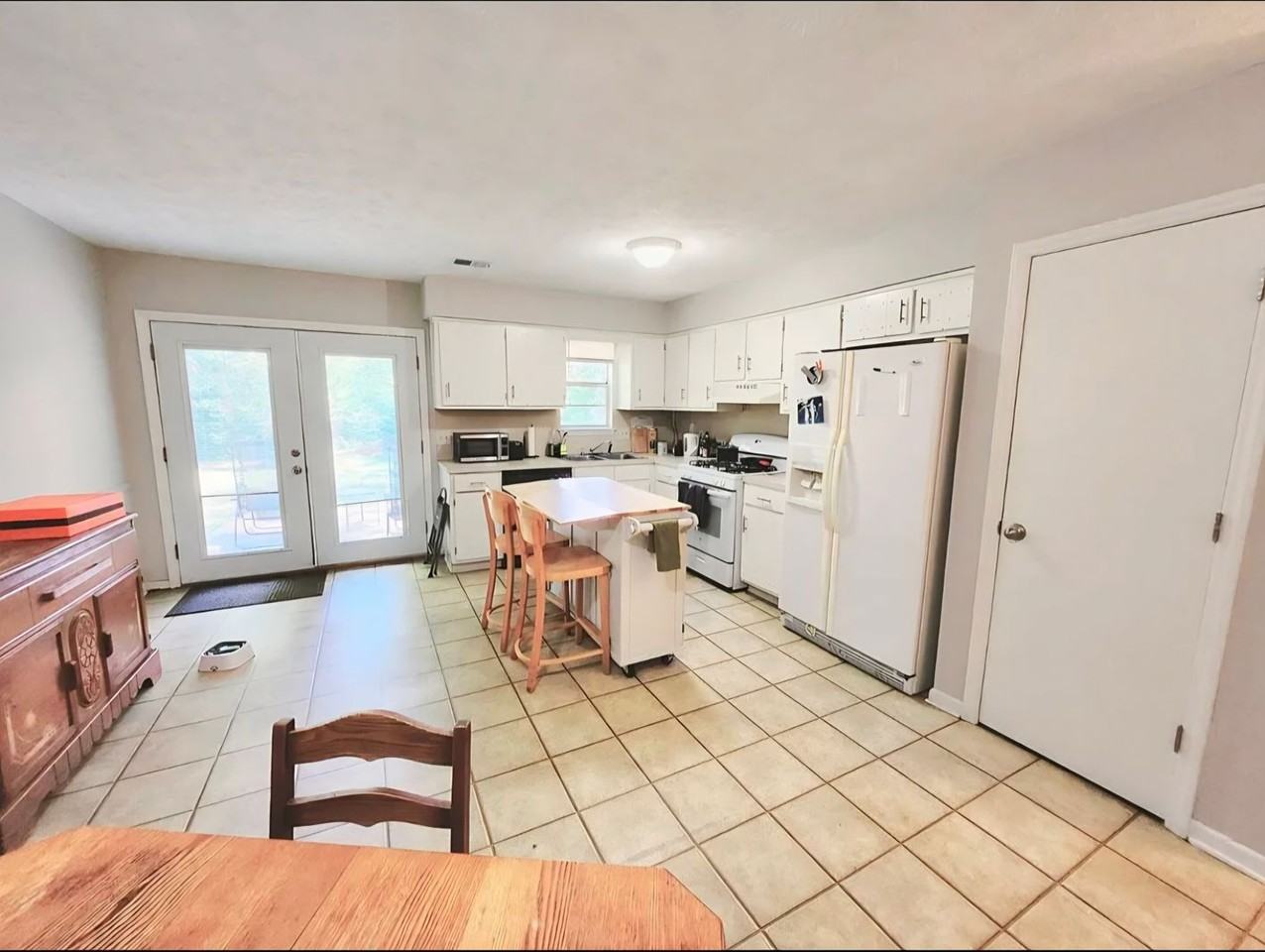 6418 Charter Oaks Cir - Photo 5 of 14
