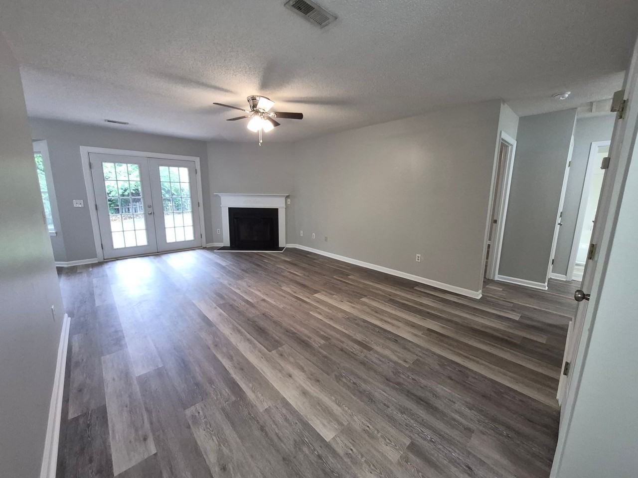 62 Oakwater Dr - Photo 3 of 17