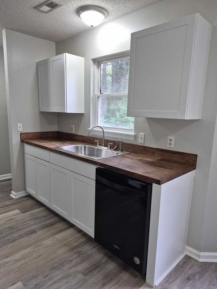 62 Oakwater Dr - Photo 5 of 17