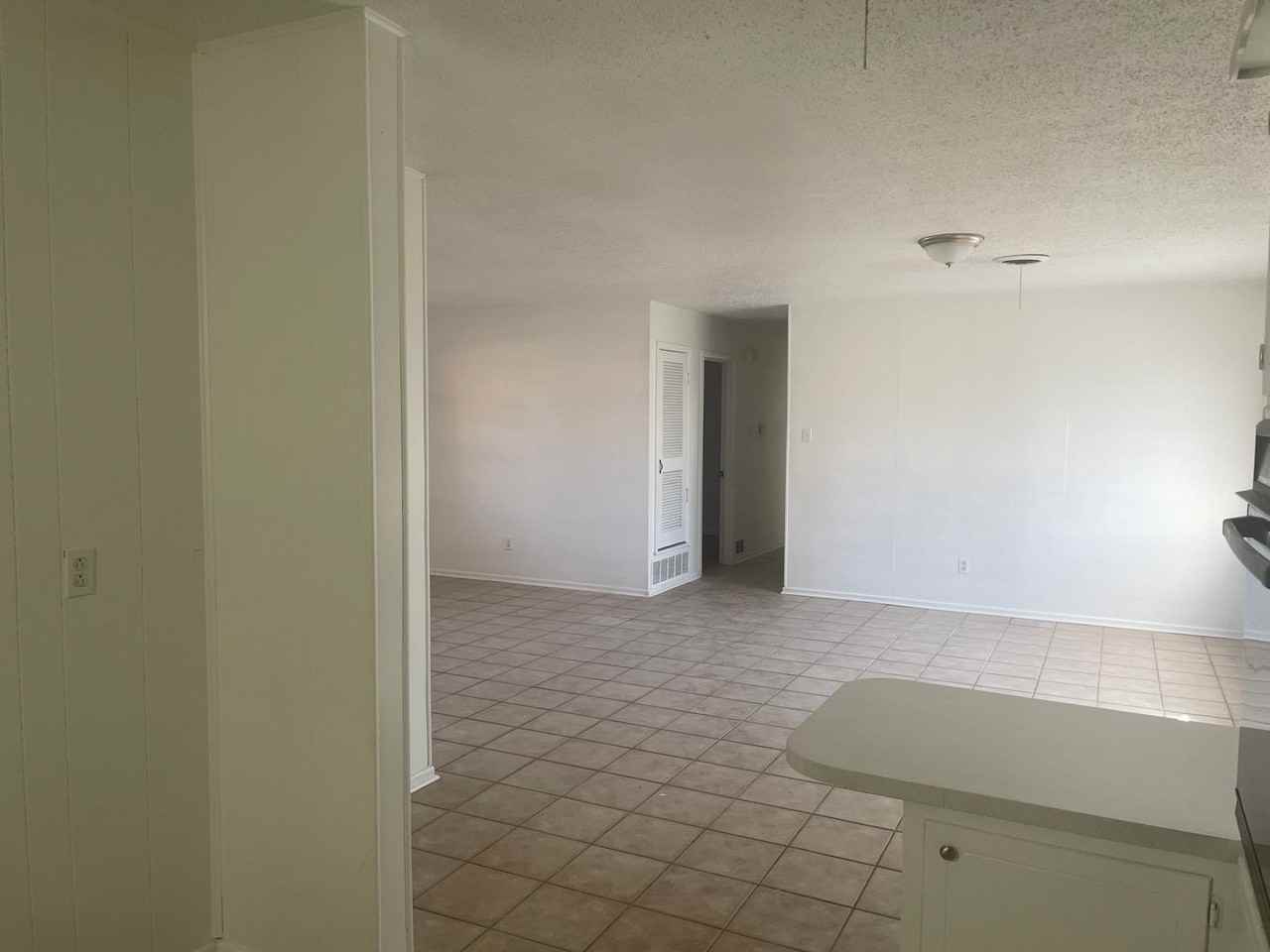 5519 18th St - Photo 3 of 13