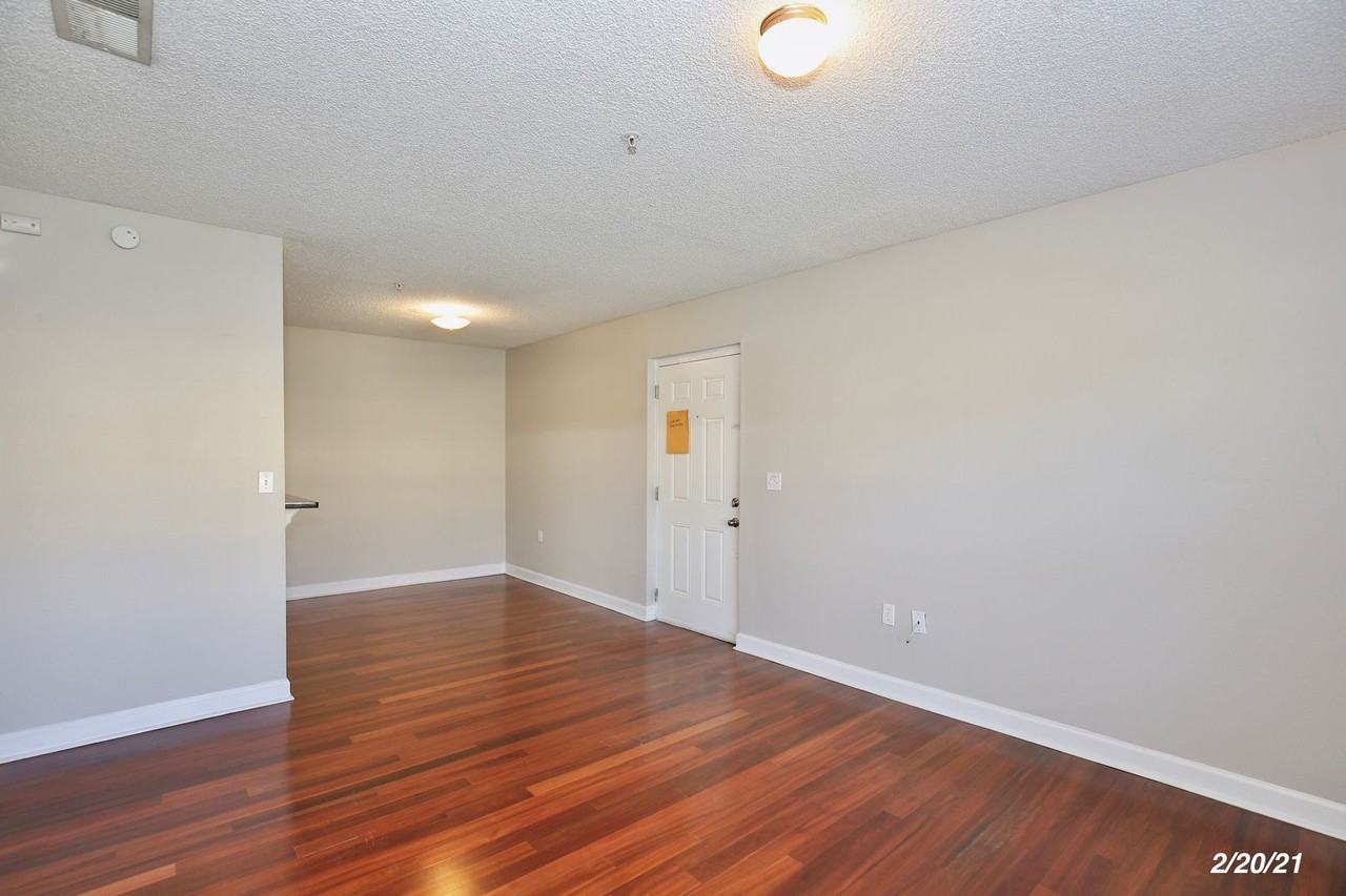 2071 Dixie Belle Dr - Photo 5 of 19