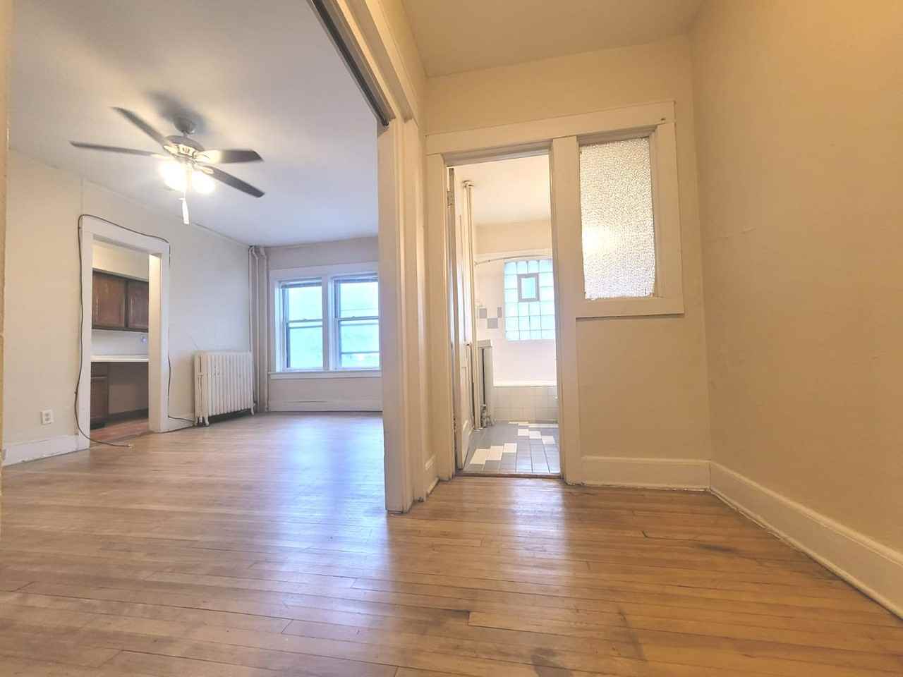 719 Knapp - Photo 2 of 50