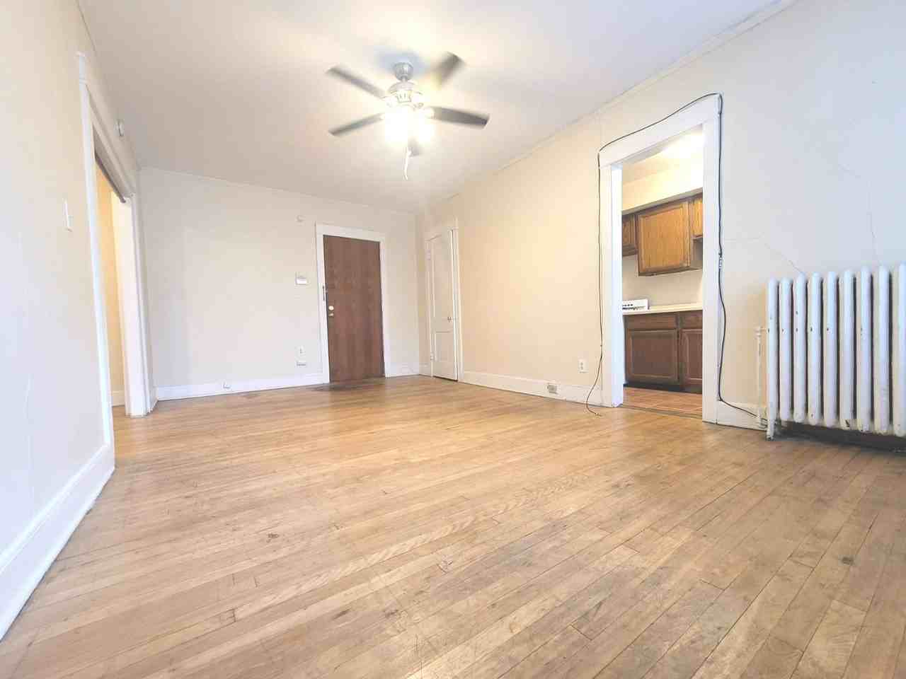 719 Knapp - Photo 5 of 50