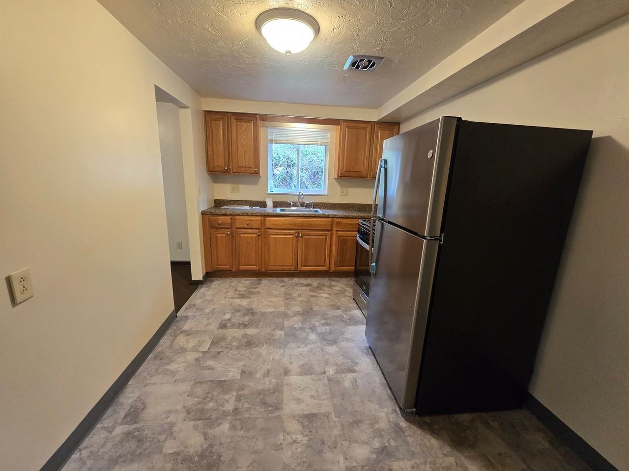 261 Universal Rd - Photo 7 of 15