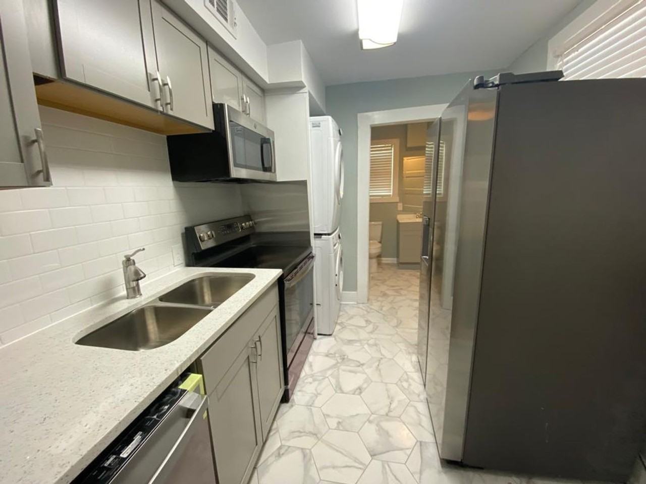 1203 Atlantic Ave - Photo 2 of 7
