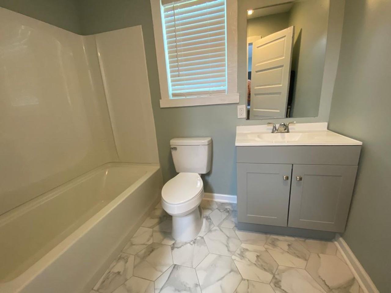 1203 Atlantic Ave - Photo 3 of 7