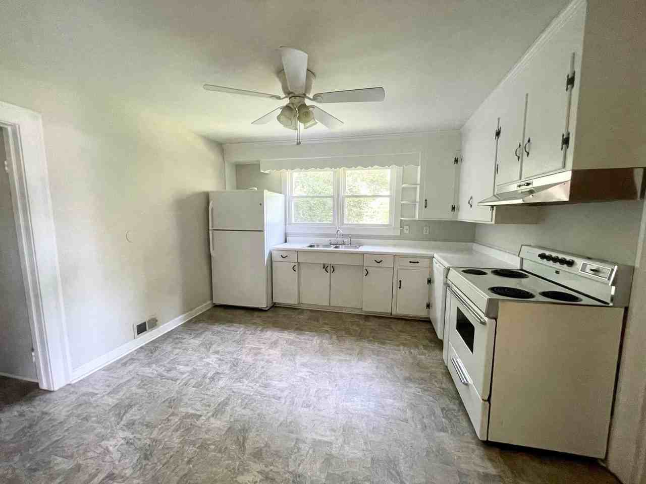 731 Maryland St - Photo 5 of 15