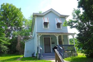 3005 E 19th Ter - Photo 1 of 1