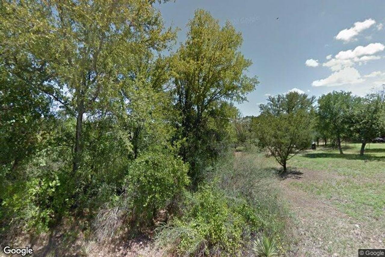 1506 Packsaddle Trl - Photo 2 of 3