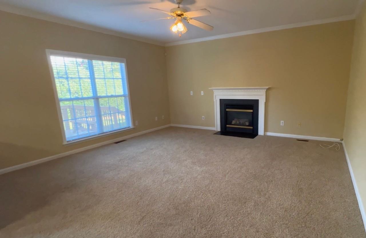 201 Tecumseh Ct - Photo 7 of 35