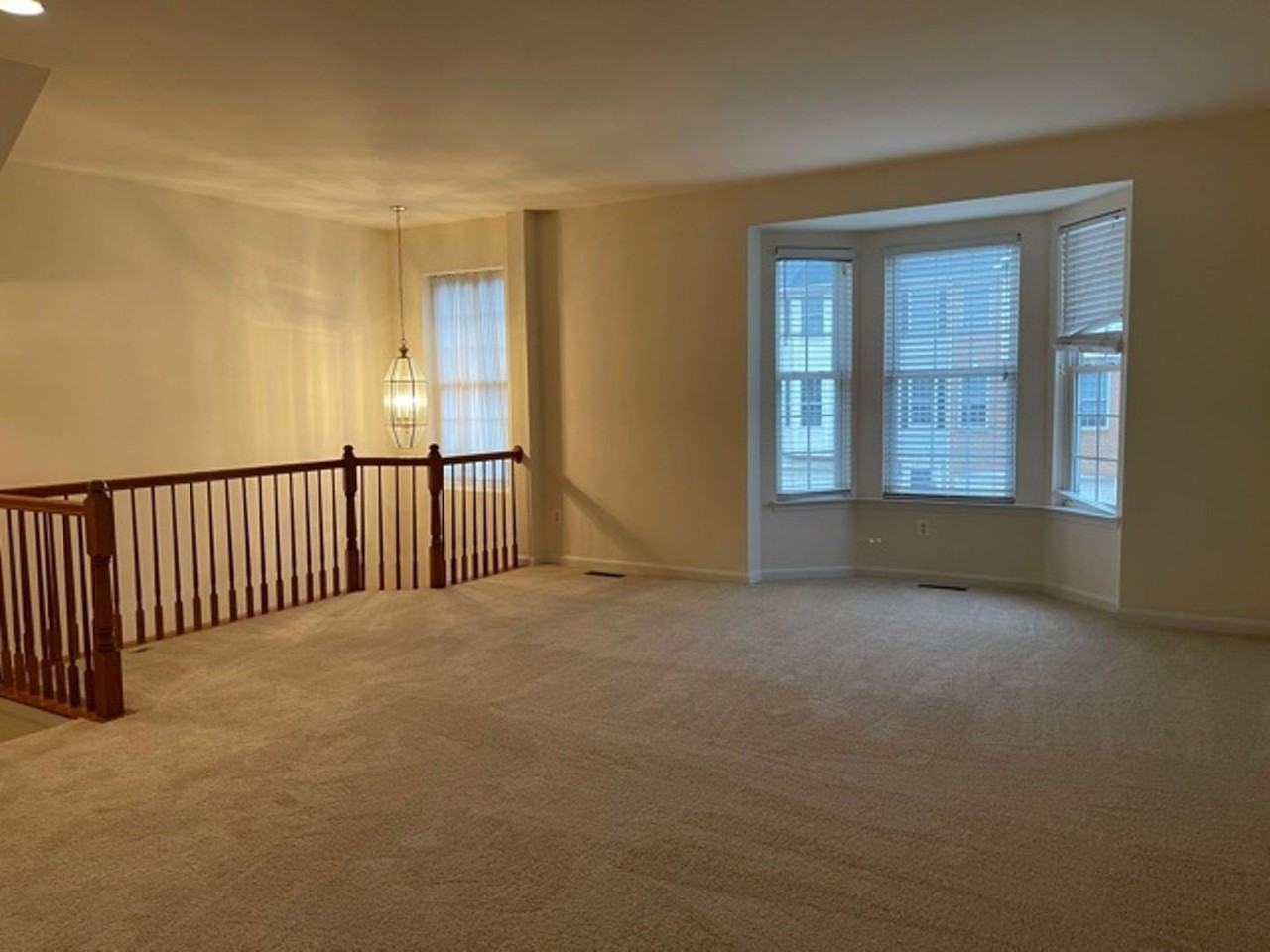 12039 Kemps Landing Cir - Photo 2 of 20