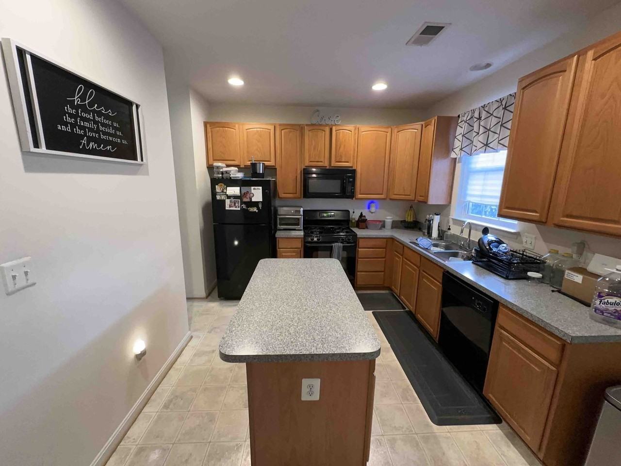 12039 Kemps Landing Cir - Photo 6 of 20