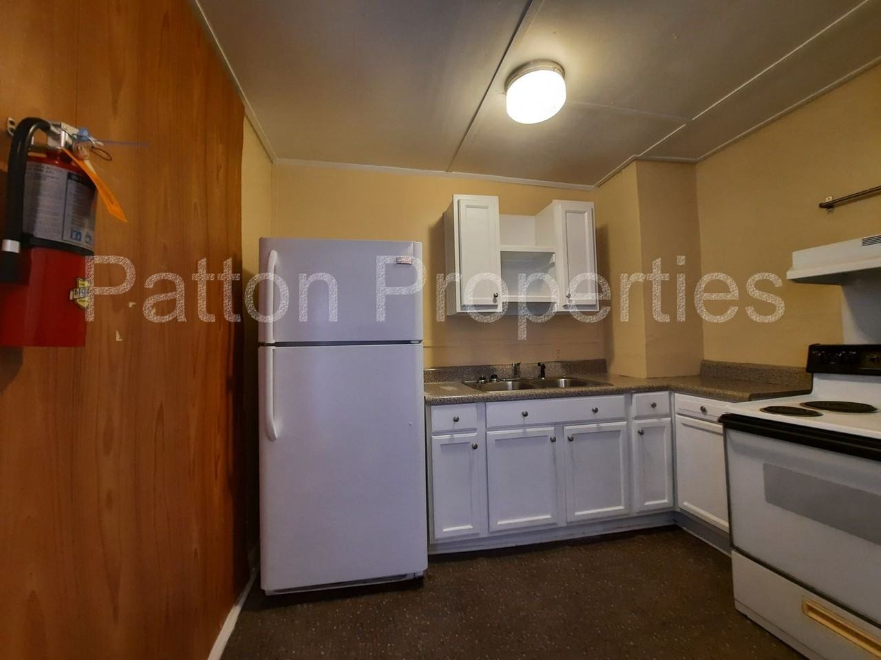 3202 Colin Kelly Dr - Photo 4 of 12