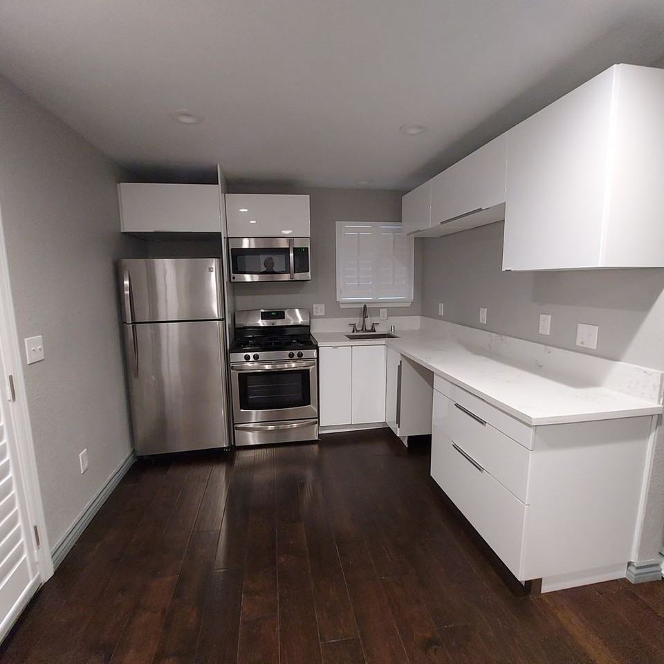 4106 21st St - Photo 3 of 19