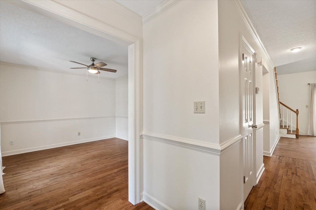 128 Marikesh Dr - Photo 3 of 21