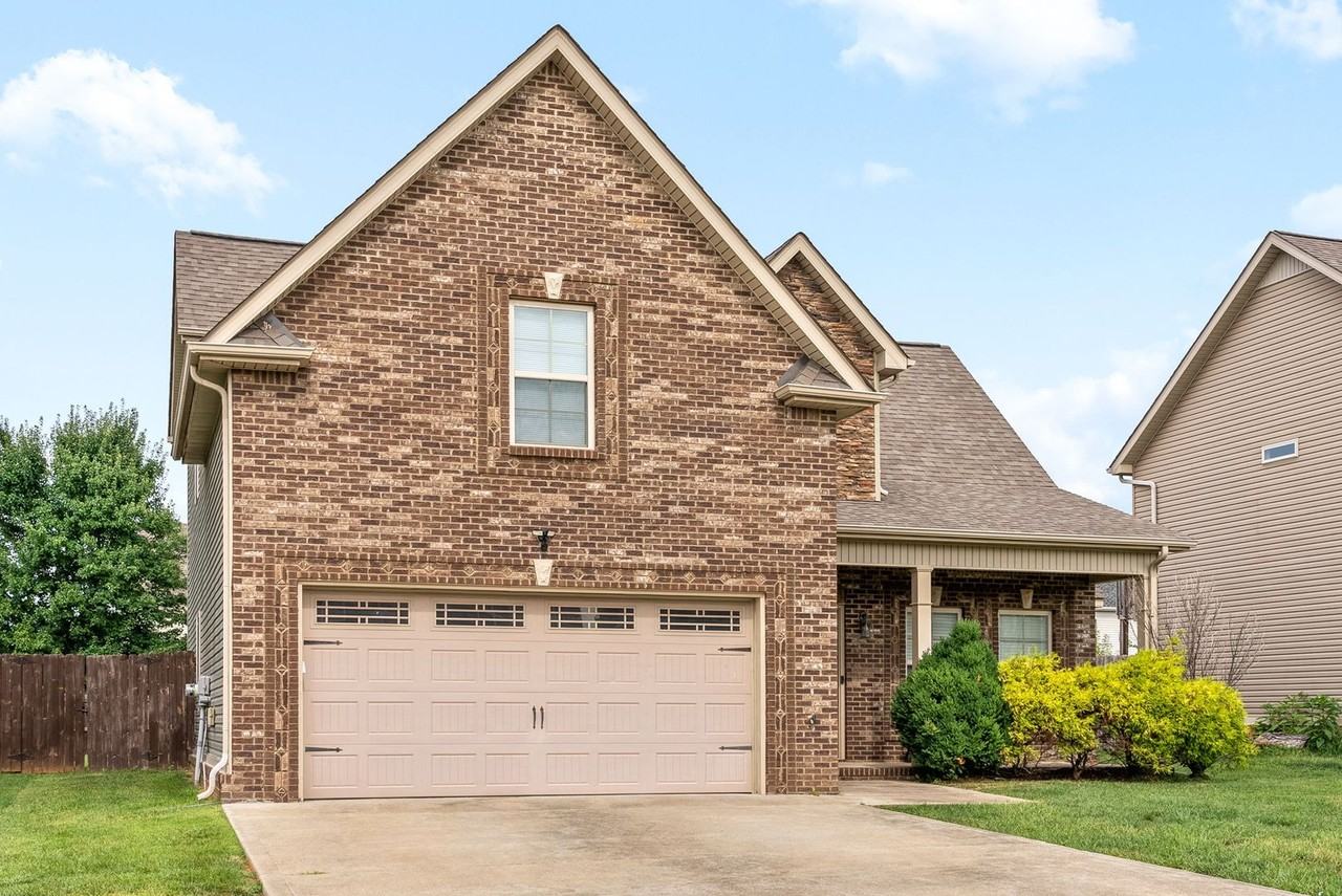 3706 Tradewinds Ter - Photo 2 of 37