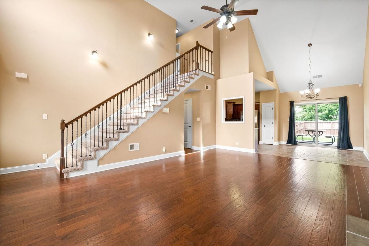 3706 Tradewinds Ter - Photo 7 of 37