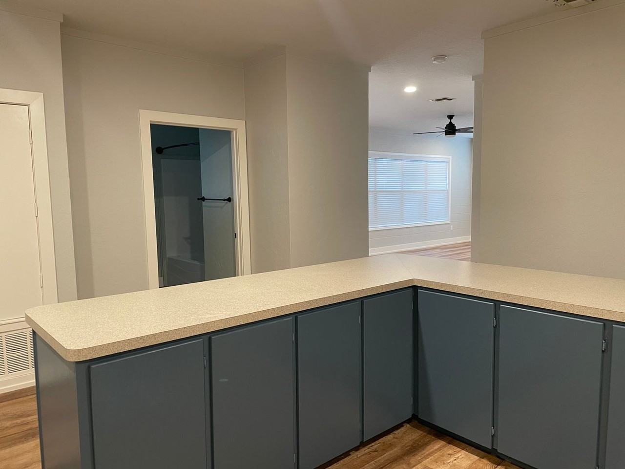 710 E Center St - Photo 3 of 14