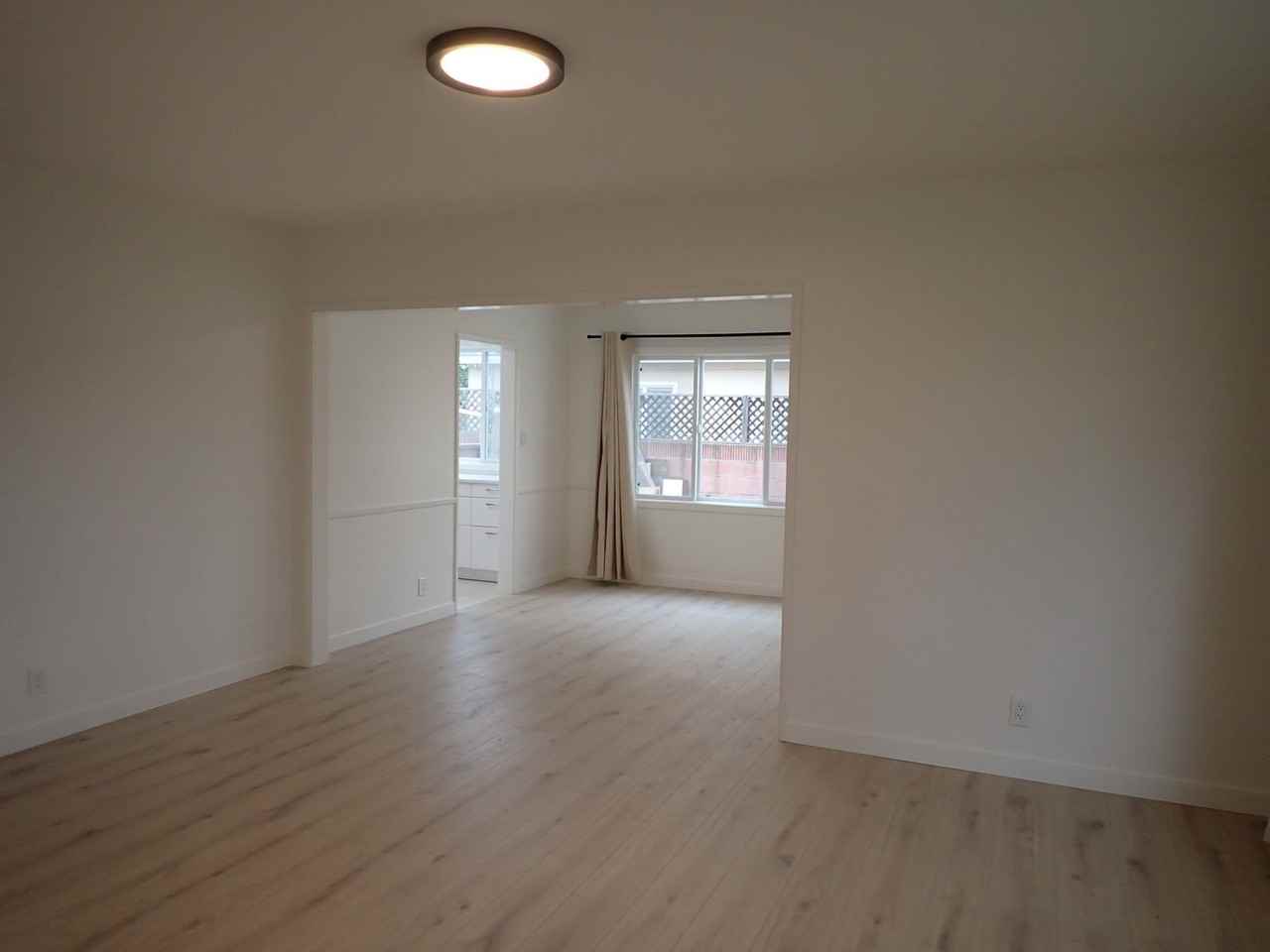 3734 Lees Ave - Photo 3 of 32
