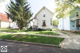 927 Nuttman Ave - Photo 1 of 1