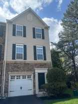1600 Oakridge Ln - Photo 1 of 1