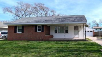 featured image of 755 Oakmere Pl