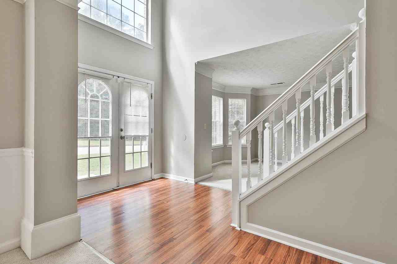 12450 Lakeside Pkwy - Photo 3 of 20