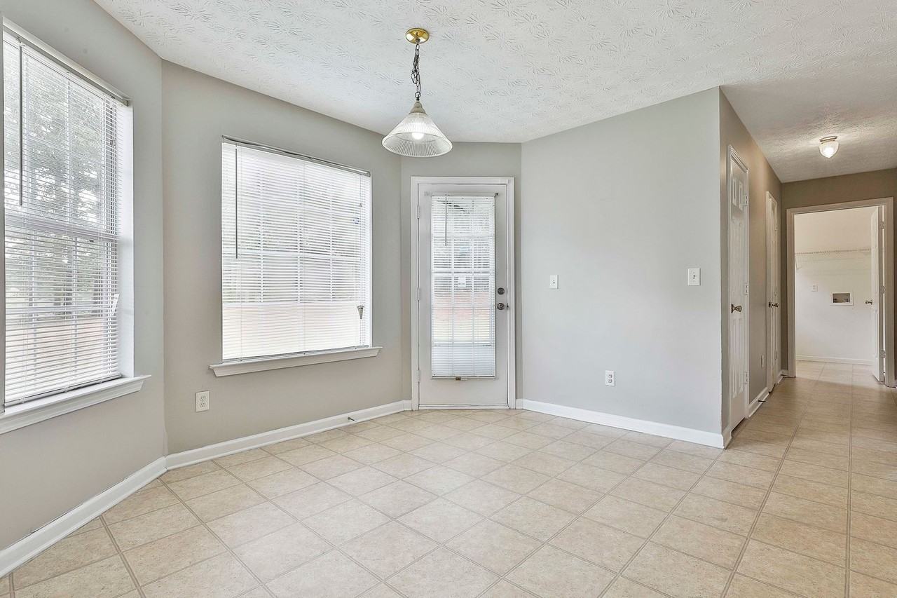 12450 Lakeside Pkwy - Photo 7 of 20