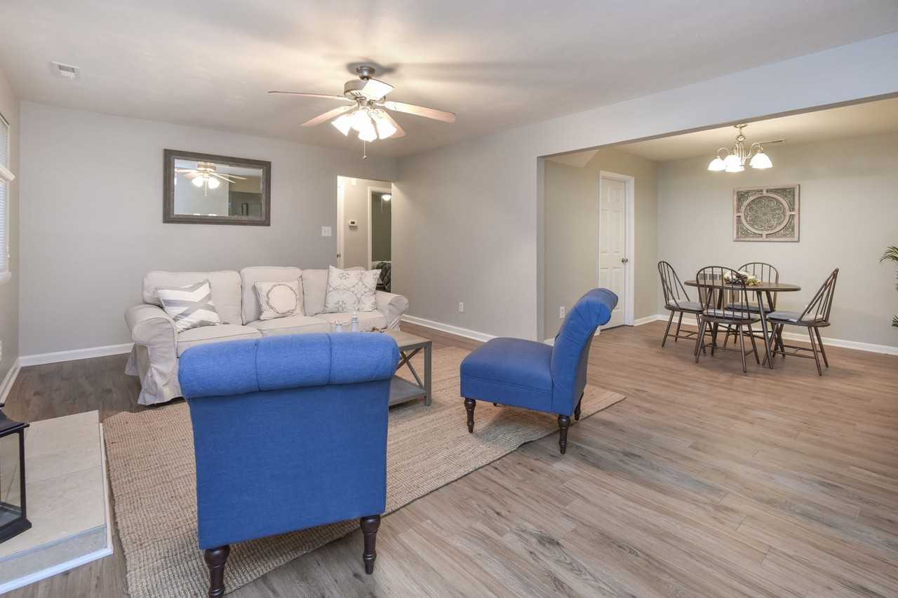 1423 Goldfinch Ln - Photo 6 of 40