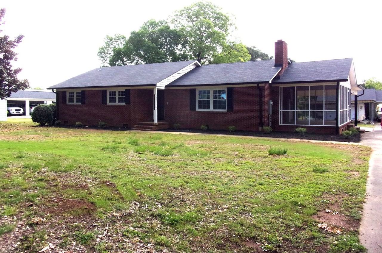 2152 Bryan Ct - Photo 2 of 26