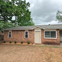 1004 N St - Photo 1 of 1