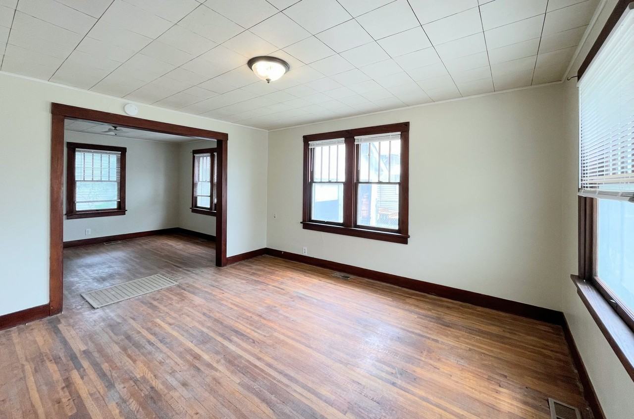 508 W 10th Ave - Photo 2 of 12