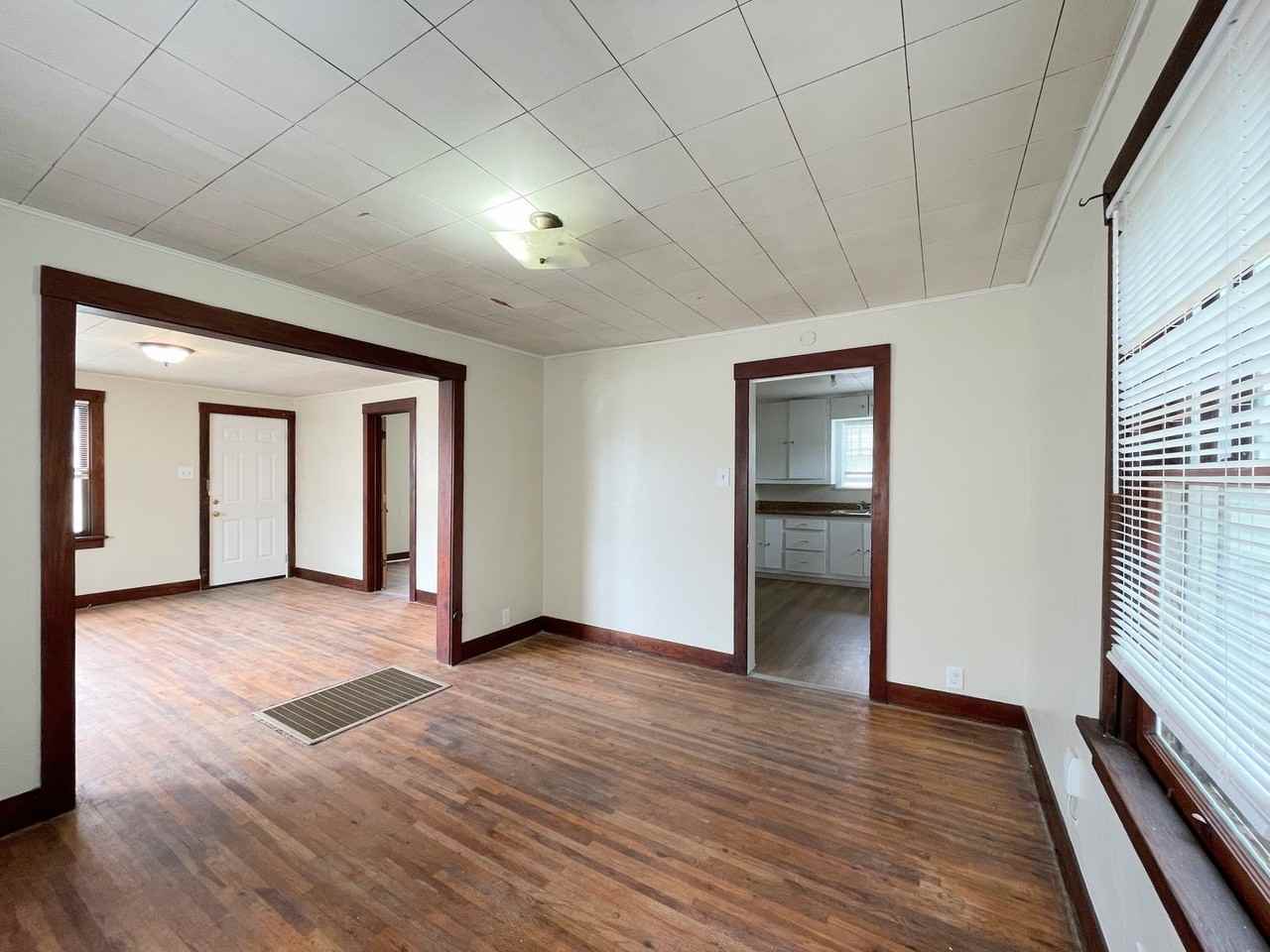508 W 10th Ave - Photo 5 of 12