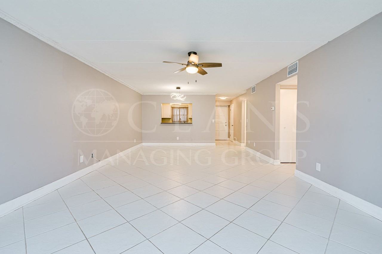 1926 Ocean Shore Blvd #111 - Photo 5 of 23