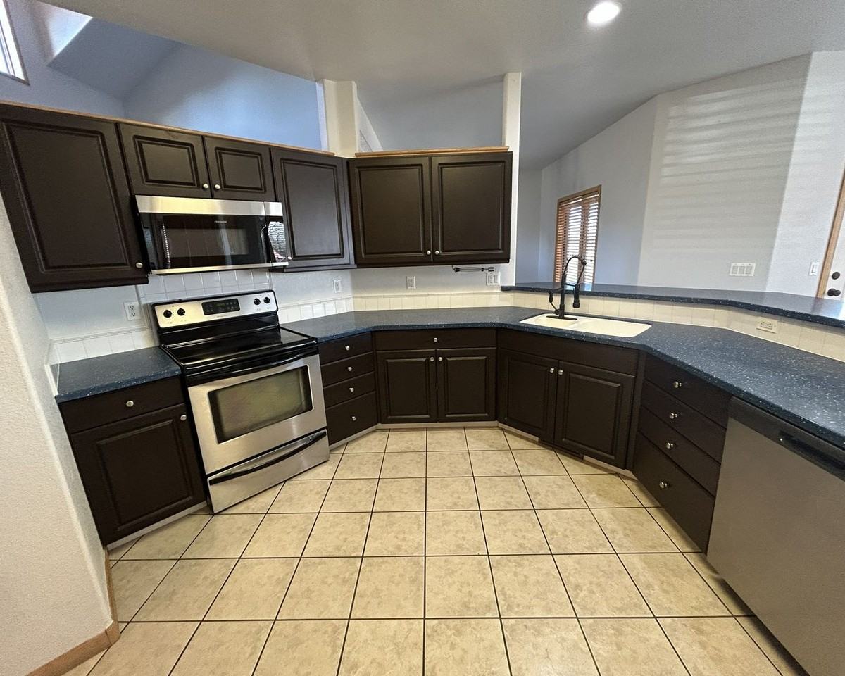 8821 E County Road 18 - Photo 5 of 23