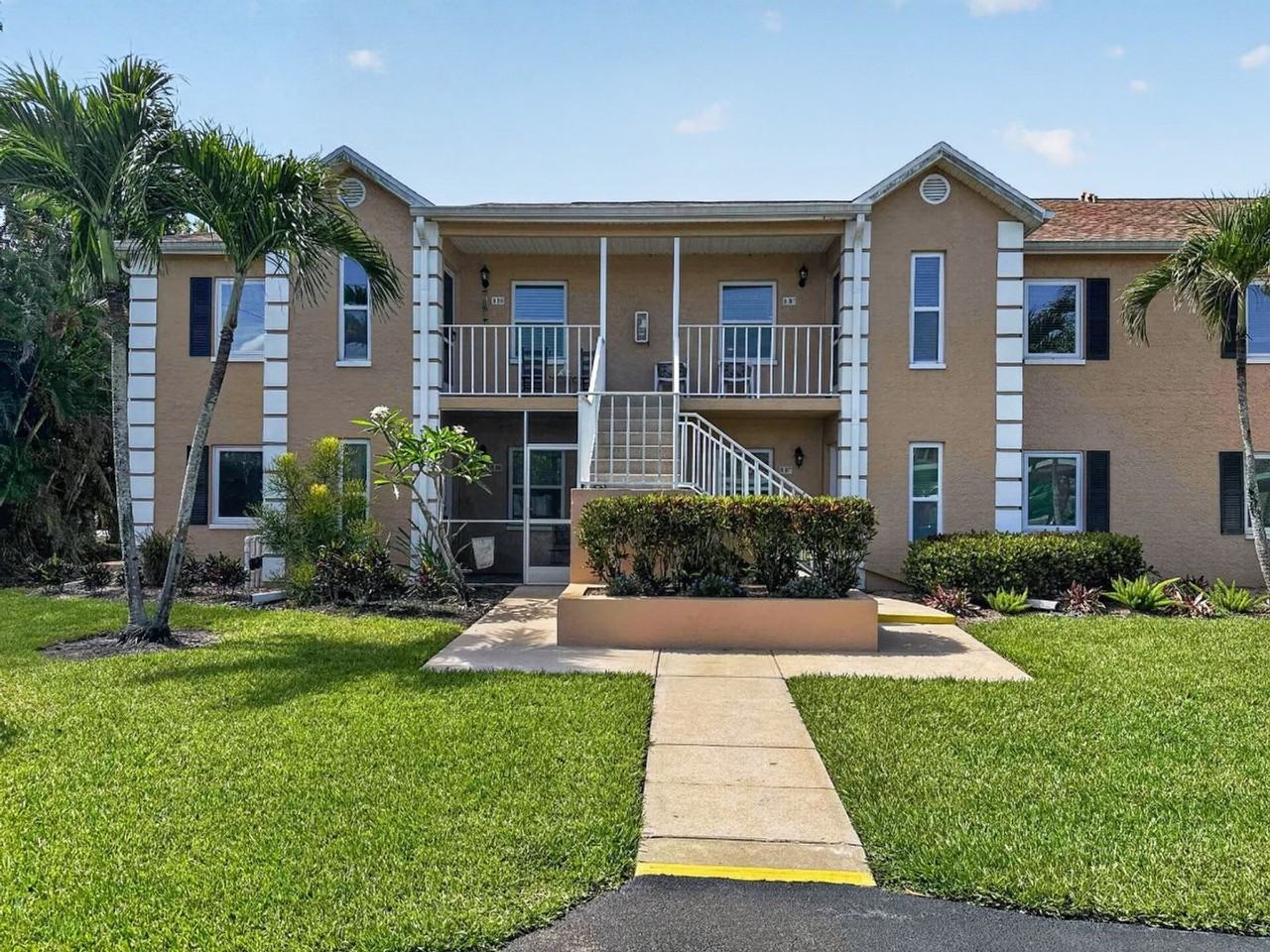 1950 W Crown Pointe Blvd