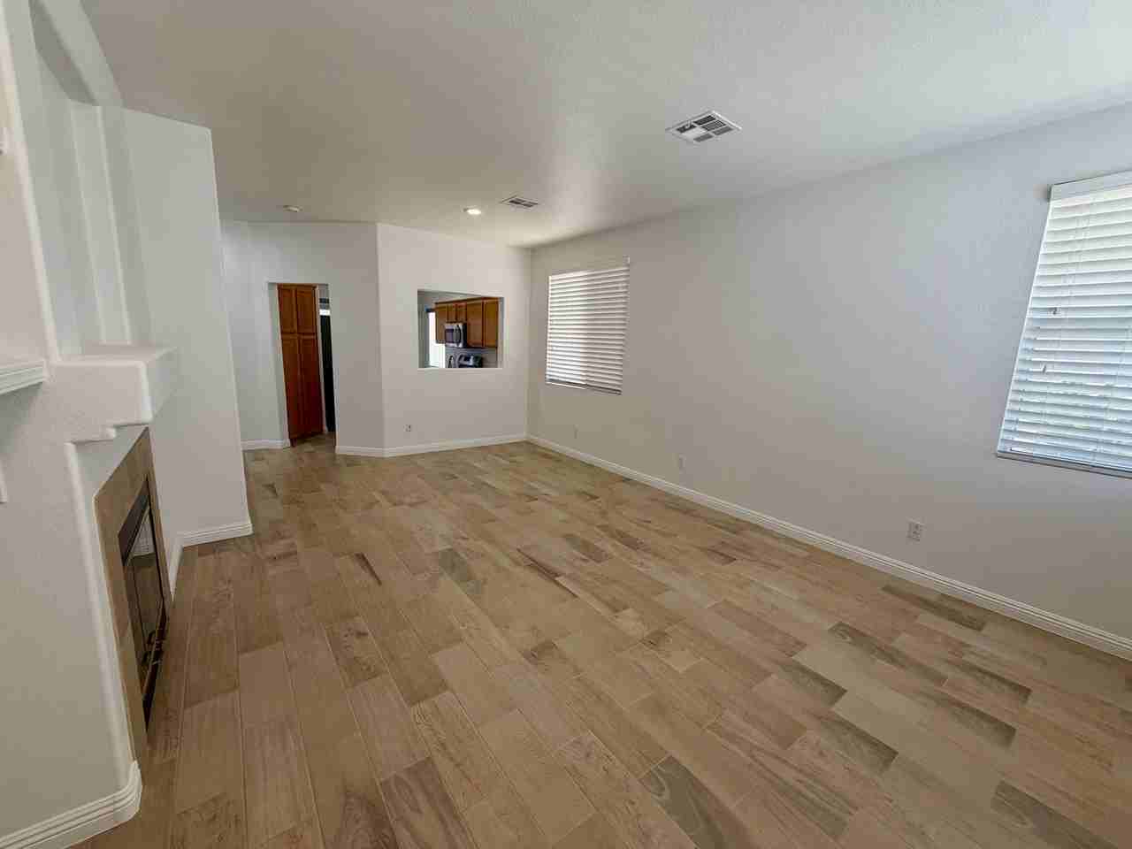 10353 Sloping Hill Ave - Photo 4 of 32