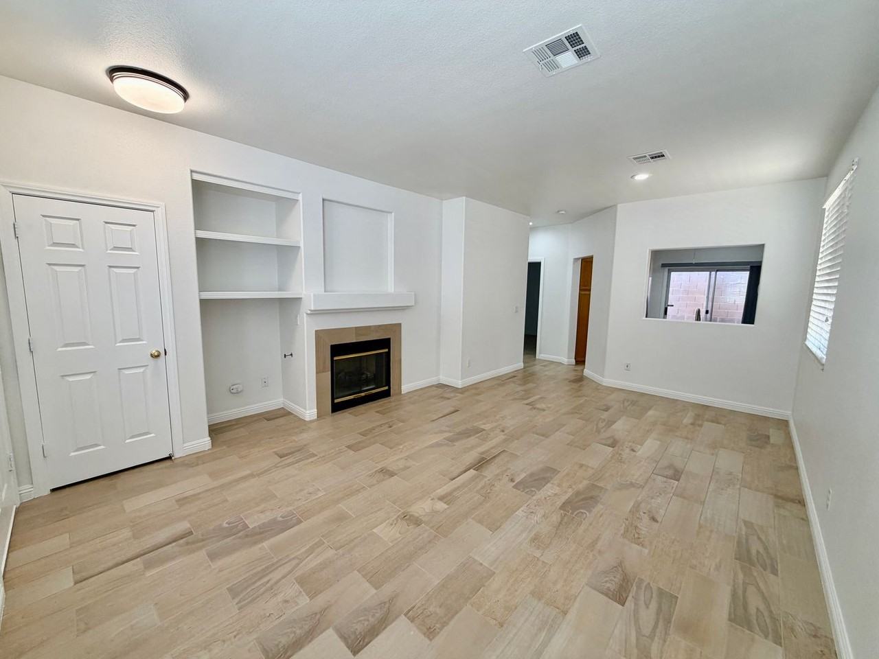 10353 Sloping Hill Ave - Photo 5 of 32