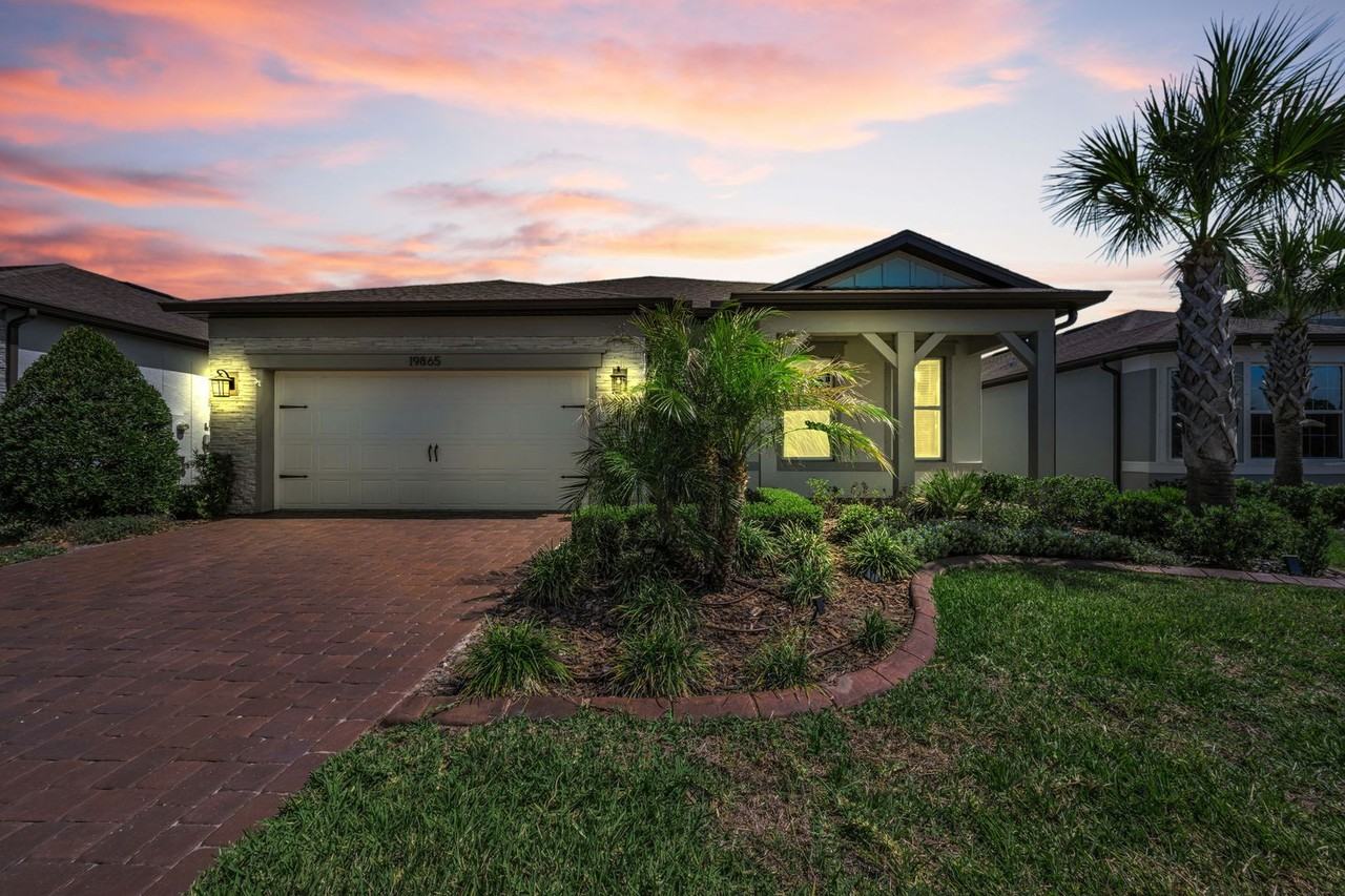 19865 Sea Glass Cir - Photo 4 of 42