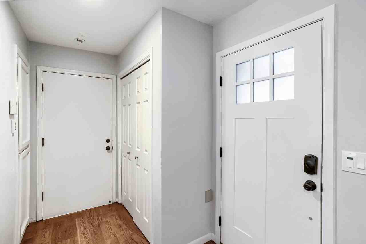 15050 Sw 141st Ave - Photo 4 of 29