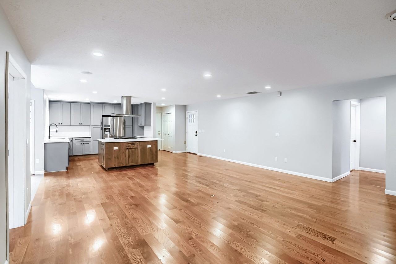 15050 Sw 141st Ave - Photo 6 of 29