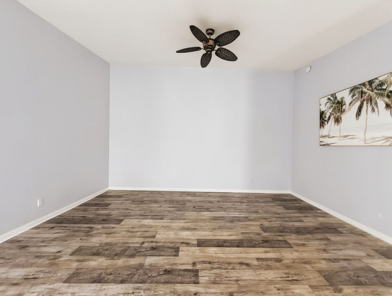 5712 Drummond Way - Photo 5 of 32