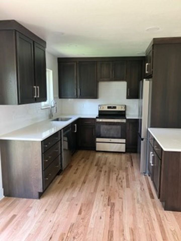 520 Columbia Rd - Photo 2 of 12