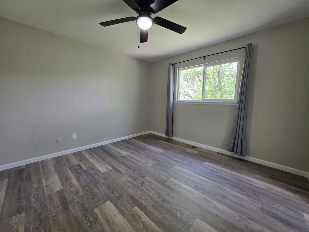 4320 Dewey Dr - Photo 7 of 18