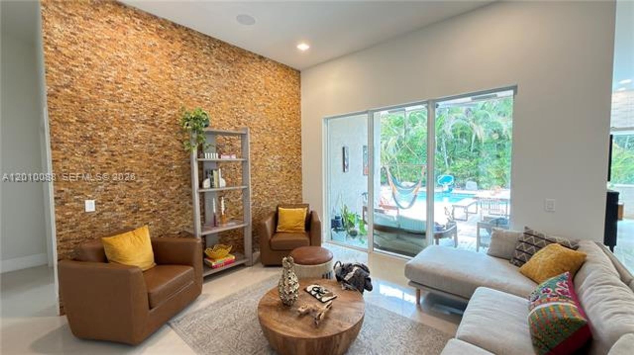 3829 Heron Ridge Ln - Photo 2 of 50
