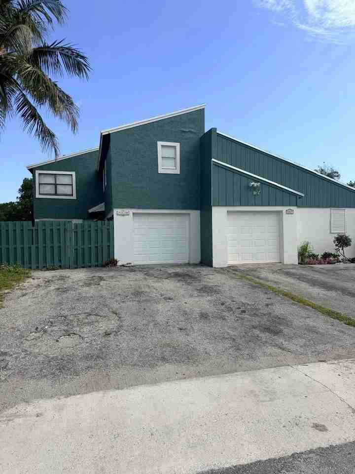 5031 Nw 6th St #5031 - Photo 6 of 7