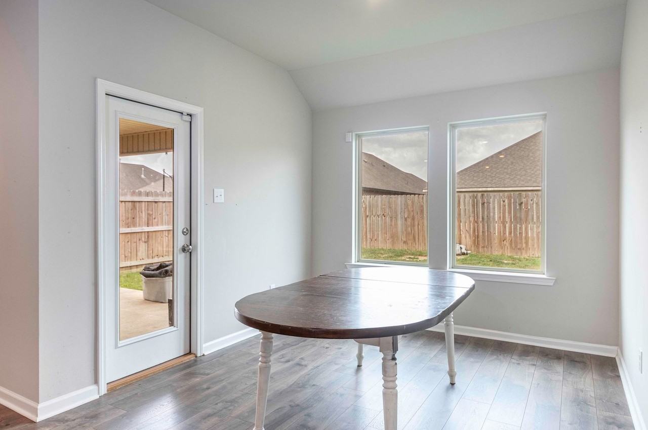 102 Border Ct - Photo 6 of 14