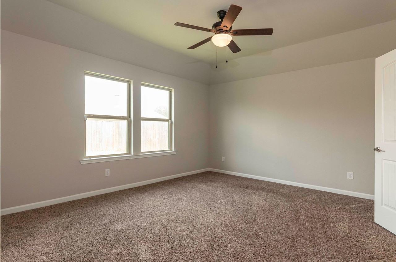102 Border Ct - Photo 7 of 14