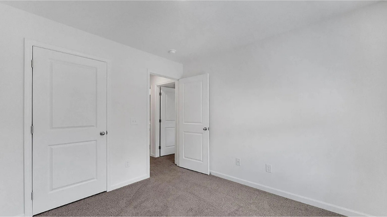 4206 Belcourt Ln Ne - Photo 2 of 7